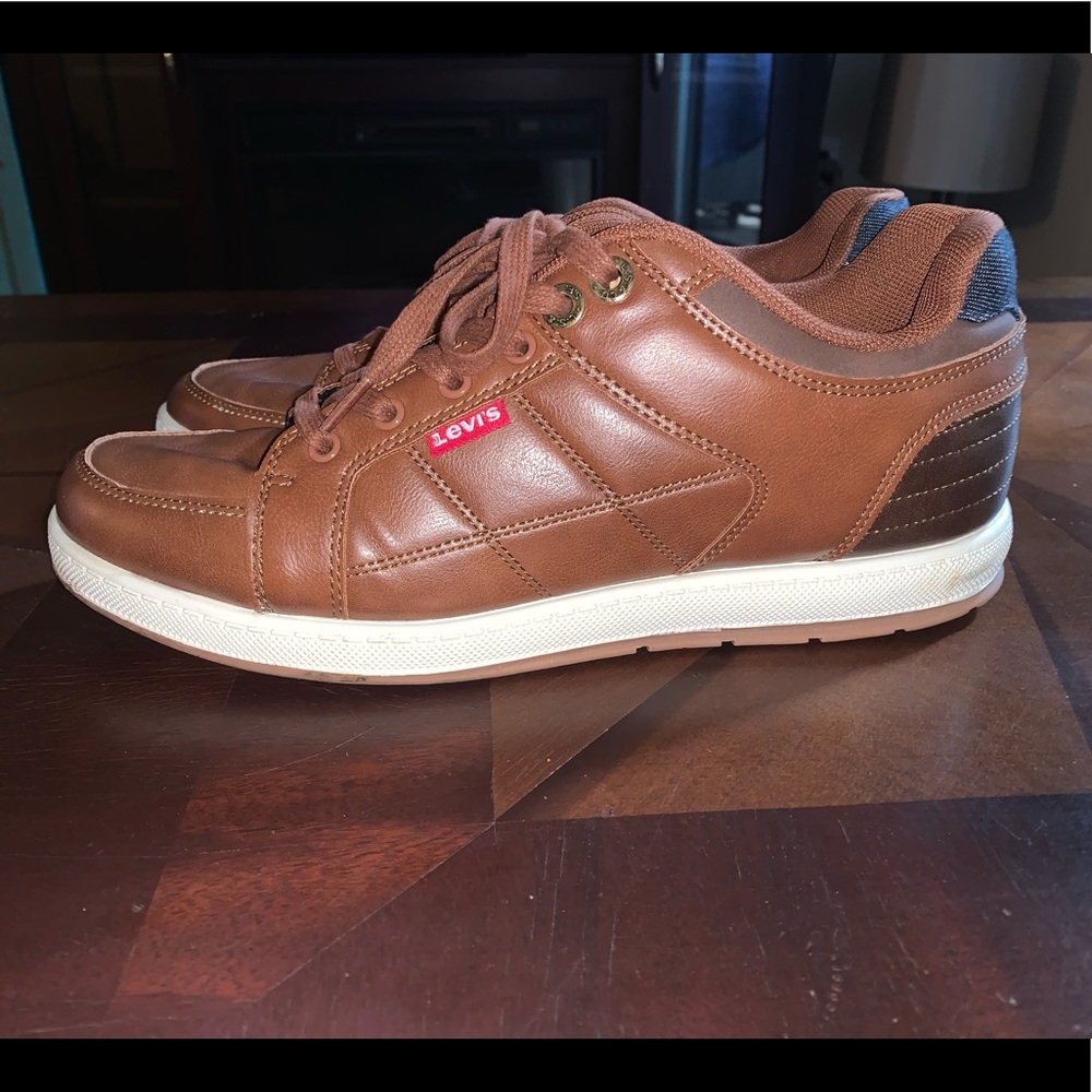 Levi sneakers